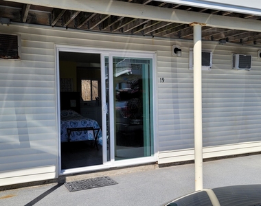 933 Ocean - Photo Thumbnail 1