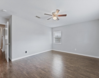 9639 Vogue Lane - Photo Thumbnail 21