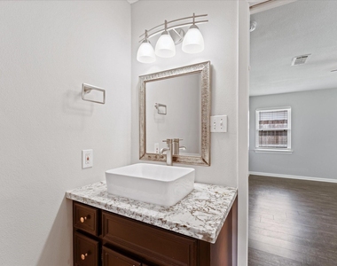 9639 Vogue Lane - Photo Thumbnail 24