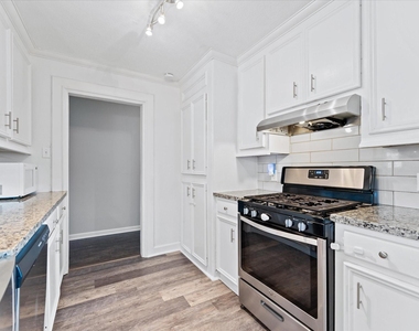 9639 Vogue Lane - Photo Thumbnail 15