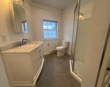 676 Main - Photo Thumbnail 14