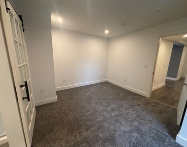 676 Main - Photo Thumbnail 12