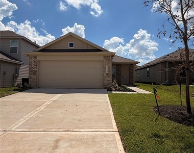 15019 Tremaine Court - Photo Thumbnail 12