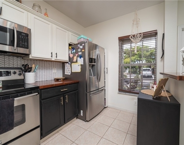 10061 Lone Cypress Street - Photo Thumbnail 2