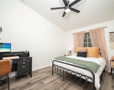 10061 Lone Cypress Street - Photo Thumbnail 13