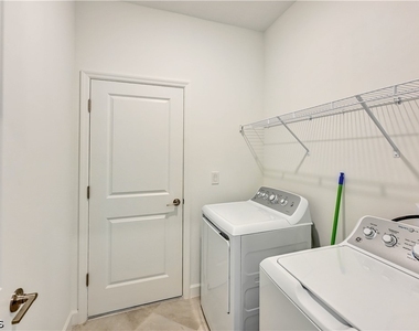 20545 Hazelnut Court S - Photo Thumbnail 22