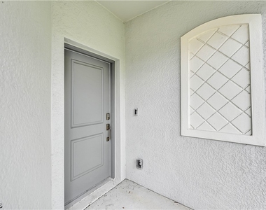20545 Hazelnut Court S - Photo Thumbnail 20