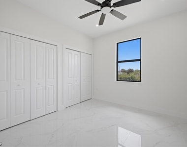 724 Calumet Street E - Photo Thumbnail 14