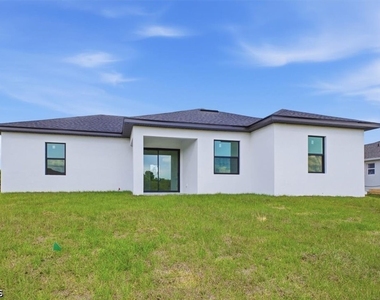 724 Calumet Street E - Photo Thumbnail 22