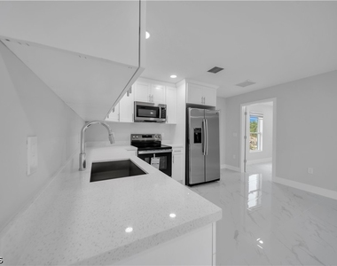 3819 3rd Street W - Photo Thumbnail 2