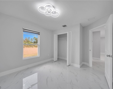 3819 3rd Street W - Photo Thumbnail 6