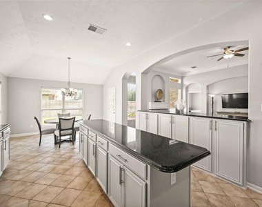 1330 Leigh Gardens Drive - Photo Thumbnail 15