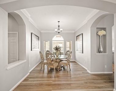 1330 Leigh Gardens Drive - Photo Thumbnail 10