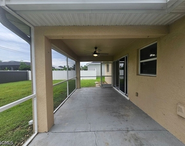 1144 Nw 5th Place - Photo Thumbnail 18