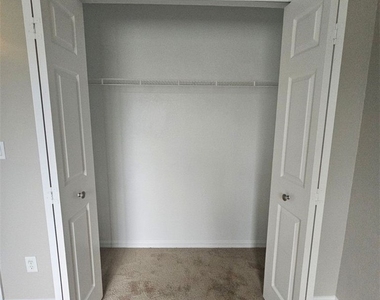 1144 Nw 5th Place - Photo Thumbnail 13