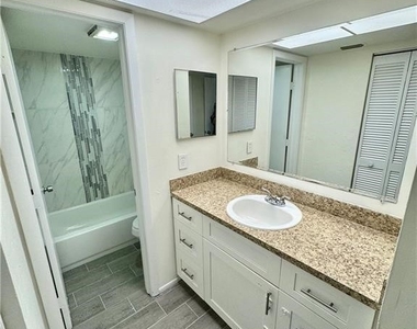3705 Country Club Boulevard - Photo Thumbnail 6
