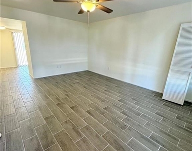 3705 Country Club Boulevard - Photo Thumbnail 3