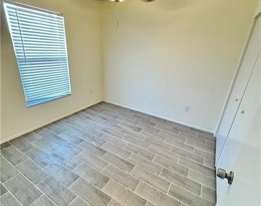3705 Country Club Boulevard - Photo Thumbnail 7