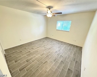 3705 Country Club Boulevard - Photo Thumbnail 4