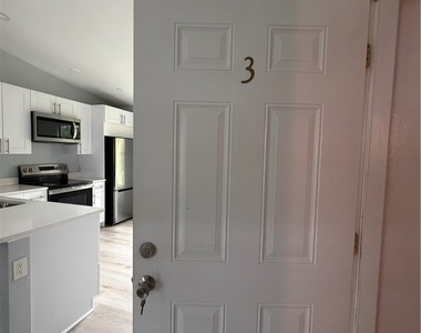 1269 Se 8th Terrace - Photo Thumbnail 7
