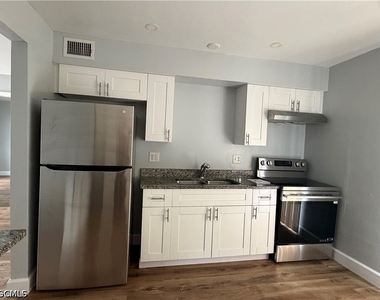 1269 Se 8th Terrace - Photo Thumbnail 1