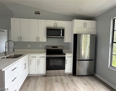 1269 Se 8th Terrace - Photo Thumbnail 8