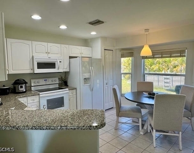 217 Sw 13th Terrace - Photo Thumbnail 4