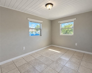 3236 Dora Street - Photo Thumbnail 8