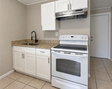 3236 Dora Street - Photo Thumbnail 4