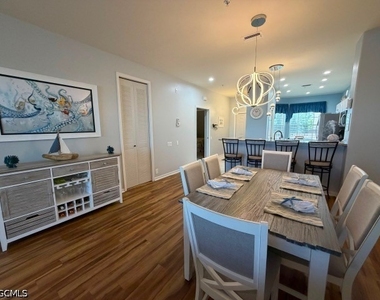 17100 Bridgestone Court - Photo Thumbnail 11