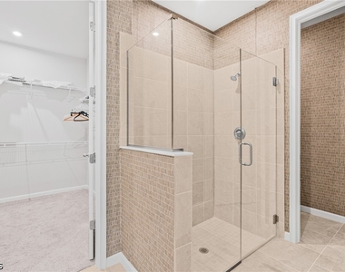 10295 Bonavie Cove Drive - Photo Thumbnail 16