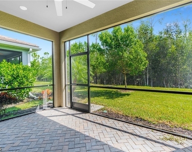 10295 Bonavie Cove Drive - Photo Thumbnail 17