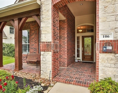 106 W Arbor Camp Circle - Photo Thumbnail 3