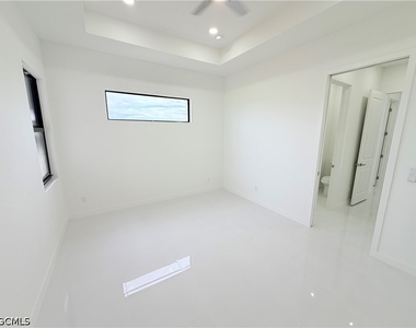 3046 Nw 41st Place - Photo Thumbnail 32