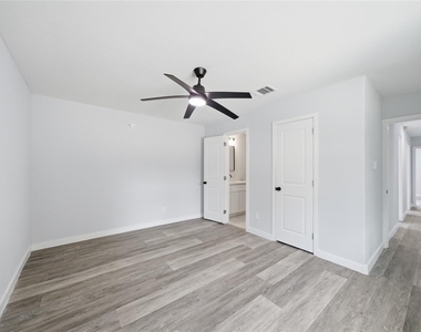 13107 Boreas Drive - Photo Thumbnail 17