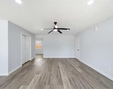 13107 Boreas Drive - Photo Thumbnail 16
