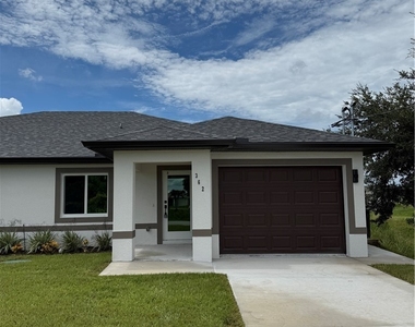 362 Petite Avenue - Photo Thumbnail 1