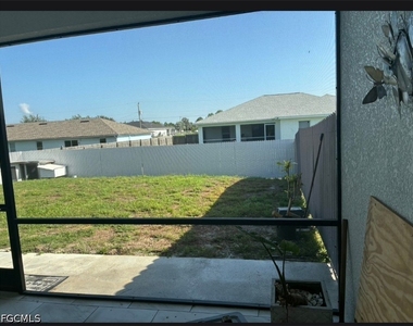 5022-5024 Centennial Boulevard - Photo Thumbnail 9