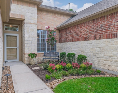 9718 Catalina Leaf Lane - Photo Thumbnail 35