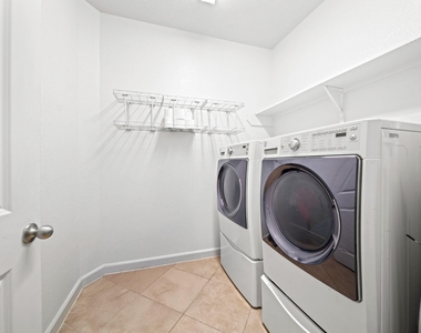 2413 Quiet Arbor Lane - Photo Thumbnail 28