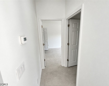 1119 Sunrise Boulevard - Photo Thumbnail 5
