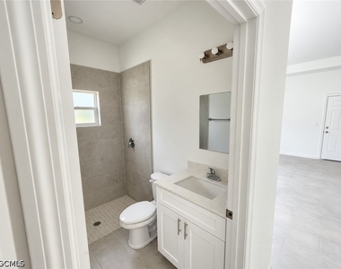 1119 Sunrise Boulevard - Photo Thumbnail 4