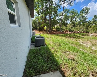 1119 Sunrise Boulevard - Photo Thumbnail 6