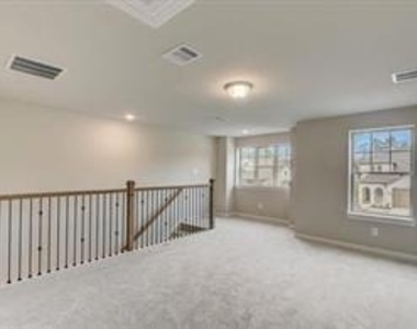 7384 Mount Greylock Loop Loop - Photo Thumbnail 12
