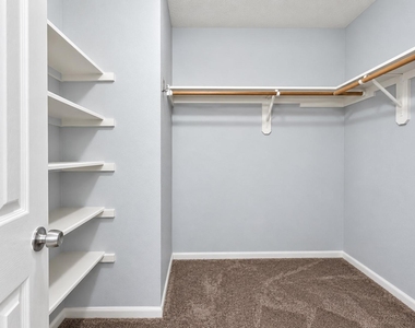 15614 Hatfield Hollow Drive - Photo Thumbnail 18