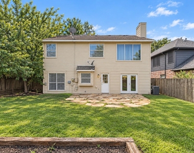 15614 Hatfield Hollow Drive - Photo Thumbnail 25