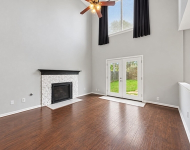 15614 Hatfield Hollow Drive - Photo Thumbnail 12