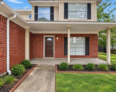 15614 Hatfield Hollow Drive - Photo Thumbnail 2