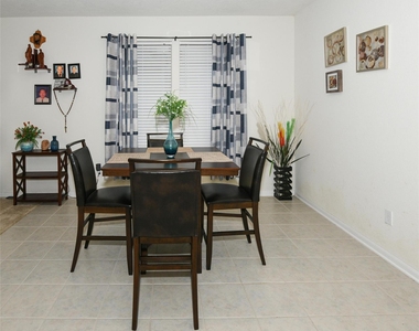 12051 Main Oak Street - Photo Thumbnail 3