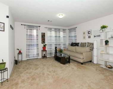 12051 Main Oak Street - Photo Thumbnail 2